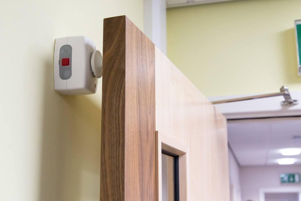 VimpexLtd's tweet photo. Door Holders have played a major role for businesses during the COVID-19 pandemic, allowing fire doors to be kept open safely to avoid the touching of door handles and increasing ventilation throughout the building. 

Download our brochure #firesafety
https://t.co/55xTkk3lbs https://t.co/ATbfYkGFg6