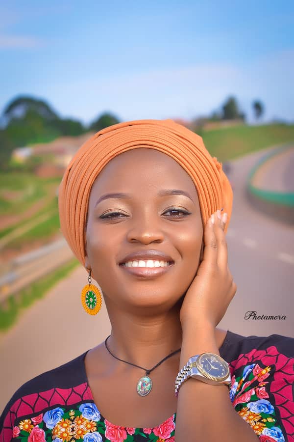 FlaviaMawagi's tweet photo. Good evening African 
Ndiwakyaalo video loading----30% plz follow,like,subscribe on YouTube https://t.co/5zePj1s5Cn https://t.co/tcc84rFCCg
