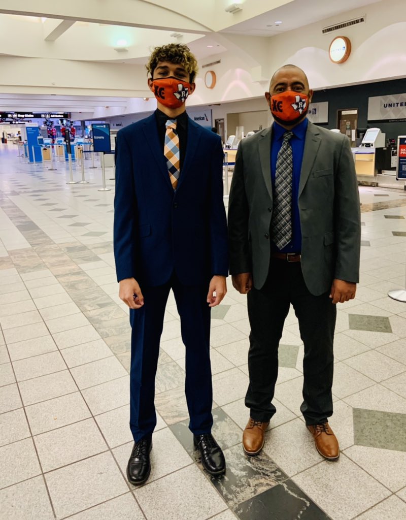 CoachEstrada_AD's tweet photo. Business trip! Let’s get it! #riverside4ever @CoachFigueroa1 @andrewvaldivie3 https://t.co/hYc5e5GZGr