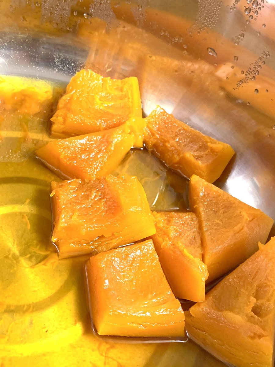 かぼちゃの煮付けが死ぬほど美味しかった…🎃 