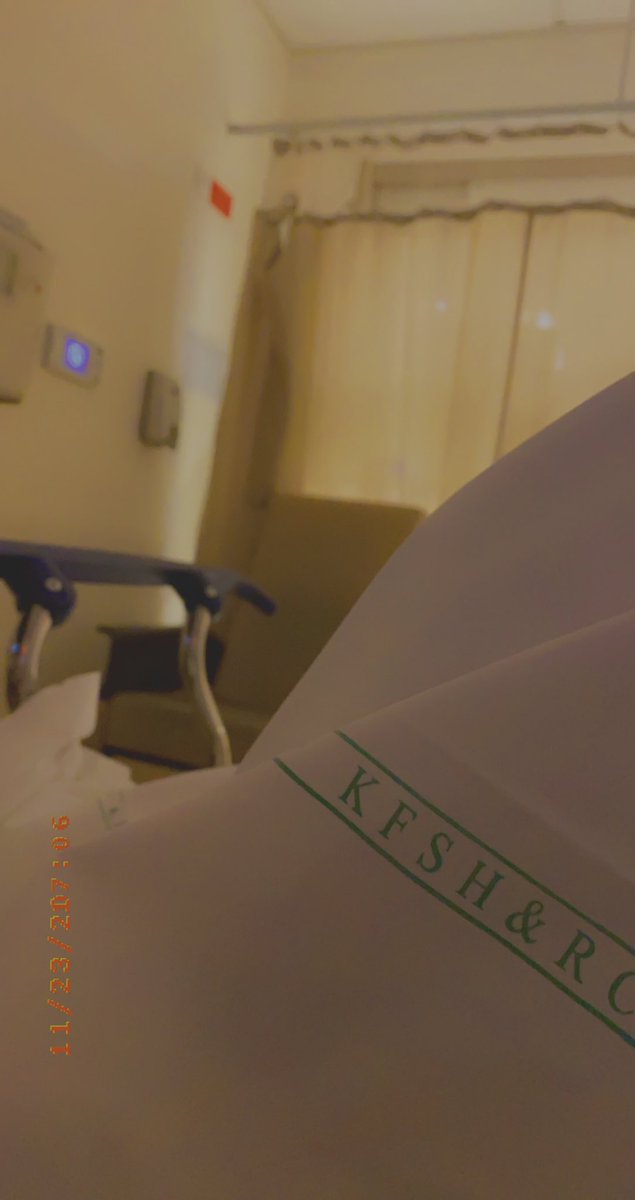 kdoshh_'s tweet photo. @1binkasem وكلي امل ان افوز من المستشفى 🦋 https://t.co/VkbuncMJpS