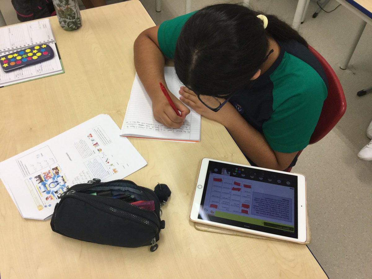 MFL_WEK's tweet photo. Year 9 Spanish have been using strategy planning to be able to translate a text accurately from Spanish to English today. Excellent focus! #WEKyear9 #WEKspanish https://t.co/Dz23ABi8q1