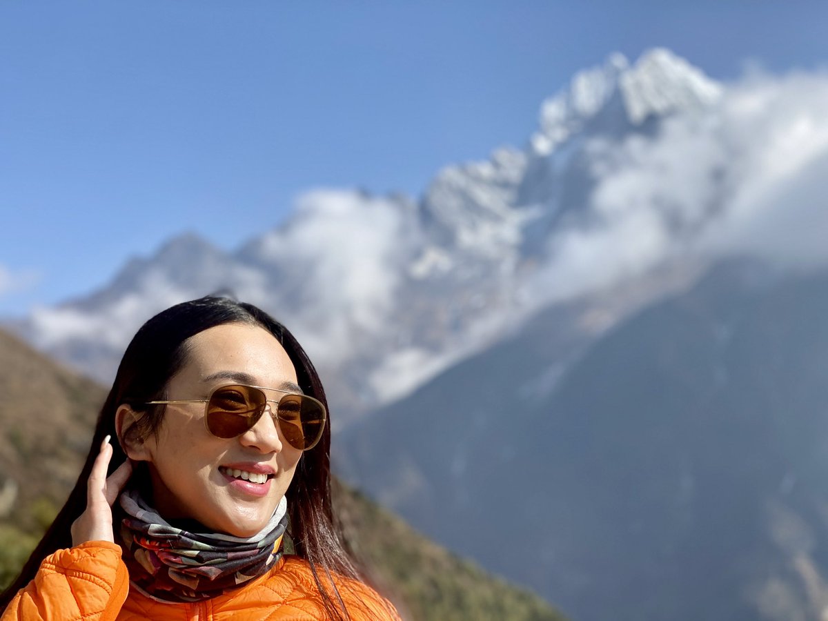 PamParamita's tweet photo. Namche 🗻✨ https://t.co/acvVakBPA9