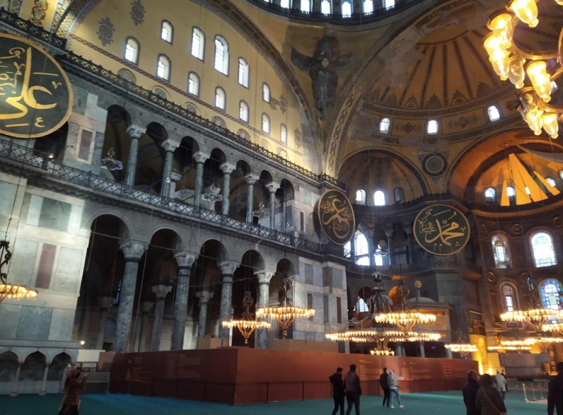 HDNER's tweet photo. Seraphim Angel appears as scaffold dismantled in #HagiaSophia
https://t.co/mlReamAwGL https://t.co/7FHnzUyCEF