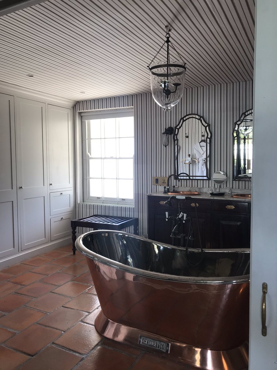 venter_larissa's tweet photo. Supported local tourism spots in Franschhoek this weekend. What a beautiful province ❤️ 

Guesthouse: Akademie Street Boutique Hotel &amp; Guesthouse | Restaurant: Foliage

#supportlocal #WesternCapeToday #GetThatFarawayFeeling @Wesgro @Franschhoek_SA @Akademieguest @discoverctwc https://t.co/sfDjTss7Dp
