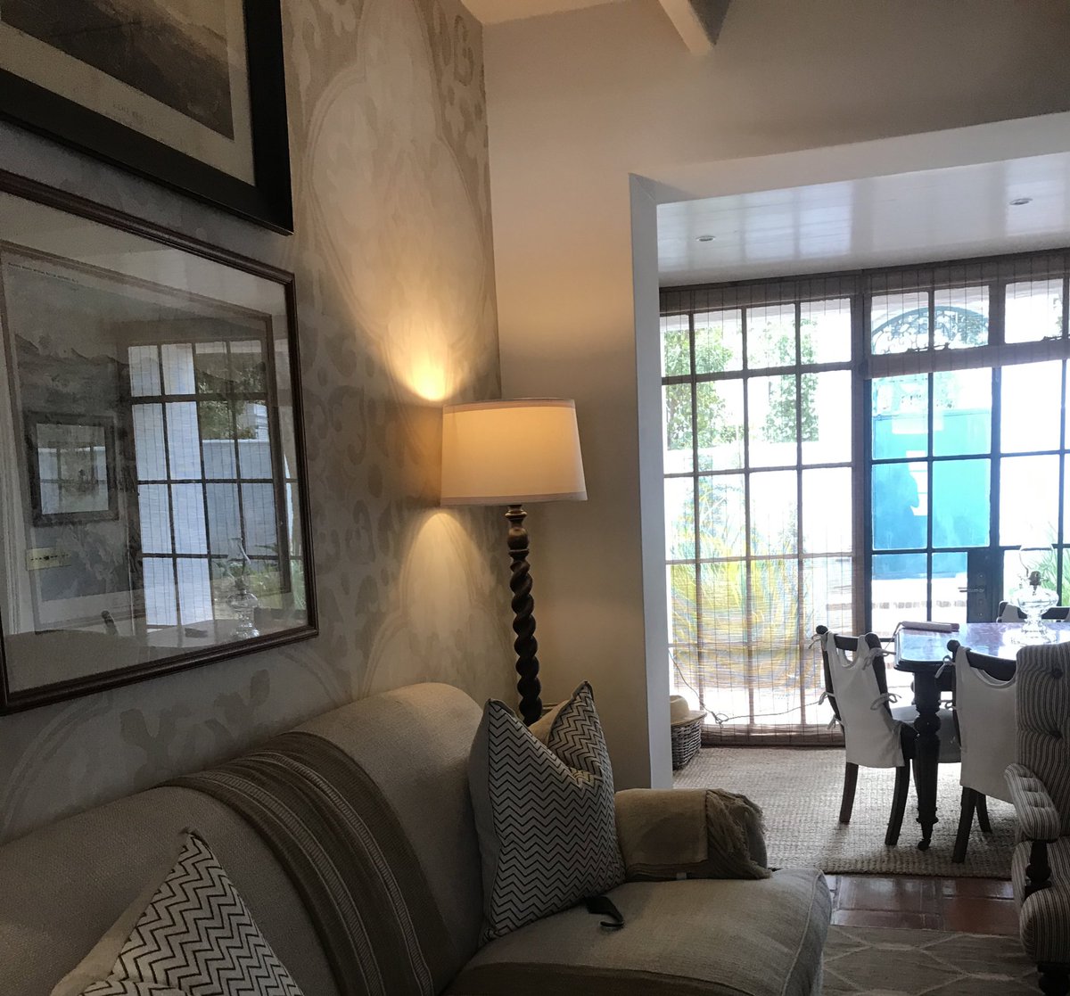 venter_larissa's tweet photo. Supported local tourism spots in Franschhoek this weekend. What a beautiful province ❤️ 

Guesthouse: Akademie Street Boutique Hotel &amp; Guesthouse | Restaurant: Foliage

#supportlocal #WesternCapeToday #GetThatFarawayFeeling @Wesgro @Franschhoek_SA @Akademieguest @discoverctwc https://t.co/sfDjTss7Dp