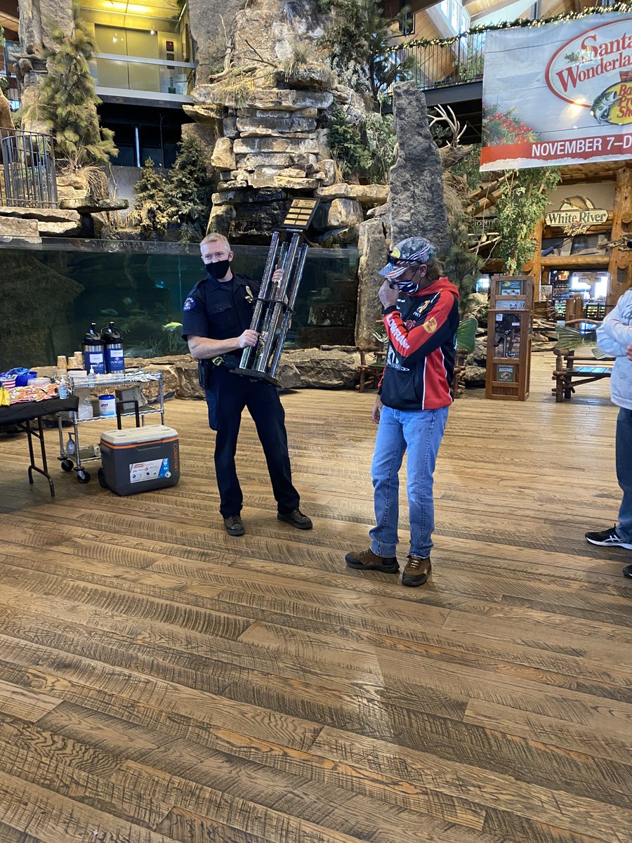 AuroraPD's tweet photo. Thank you to @BassProDenver for hosting this summers #AnglingWithOfficers program. We're not trying to brag or anything, but our officers competed against numerous other metro area agencies & WON by having the highest total fish weight! Thank you, pro-fisherman Jack Winters! https://t.co/2KcVWxHjKQ