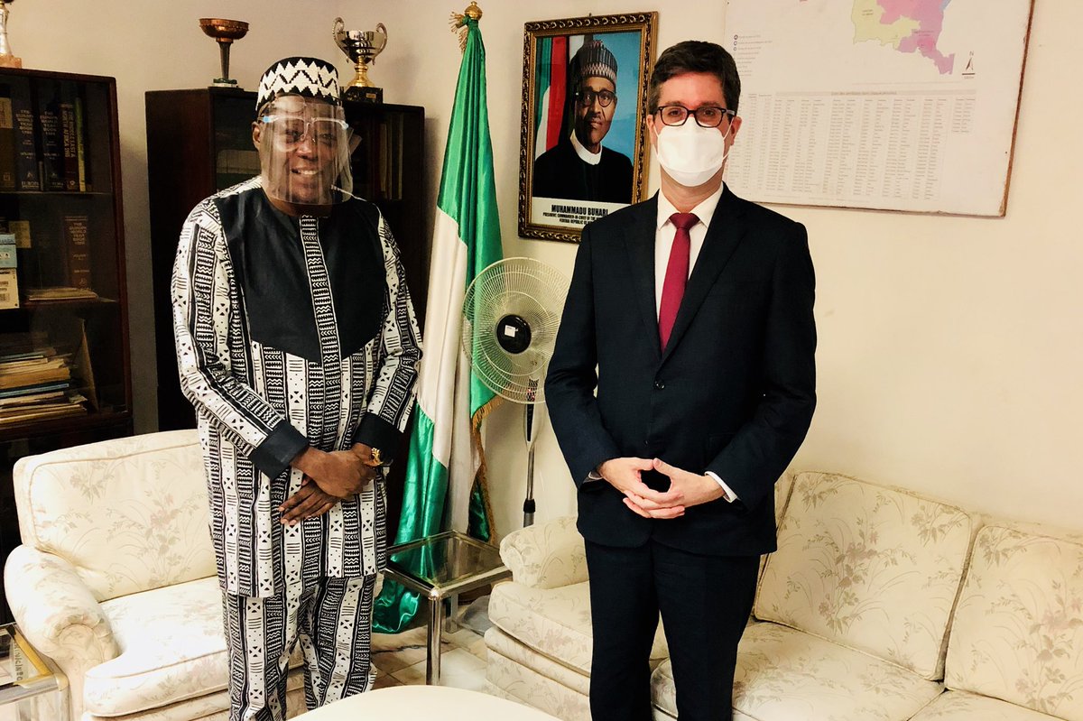 NicolasJSimard's tweet photo. After more than three years as Canada’s Ambassador to the #DRC and Rep. of #Congo, I am excited to continue to serve in #Africa as the new Canadian Acting High Commissioner to #Nigeria. Heading to Abuja in the coming days. Eager to start leading our diplomatic relations with 🇳🇬! https://t.co/IppKbhP6Hb