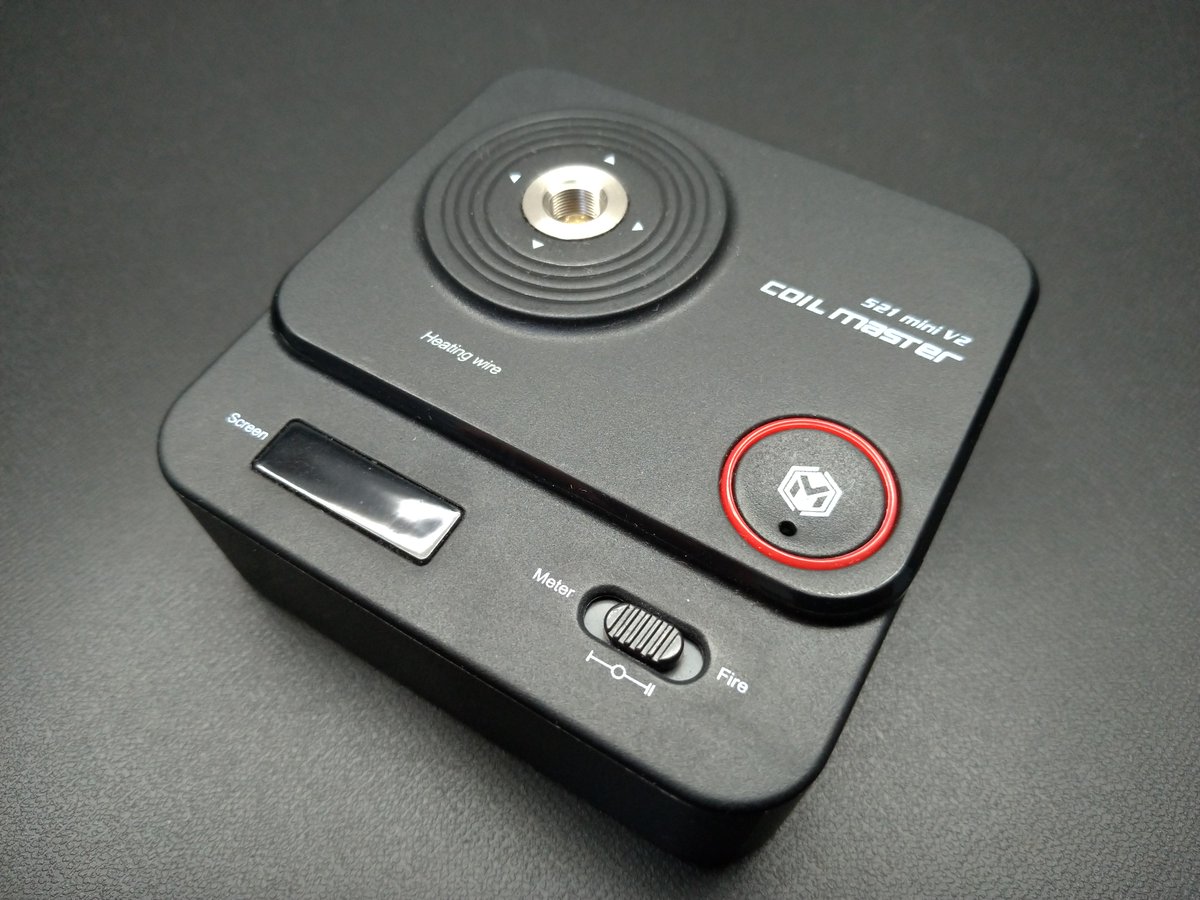 VapeMemory's tweet photo. Coil Master 521 mini V2オームメーター
最近めっきり使わなくなったな～
ついめんどうになってテクニカルMODの上で
ビルド、焼き入れしてしまう．．．
安全のためになるべく使おうっと！
#オームメーター #CoilMaster521miniV2 #CoilMaster https://t.co/wvenB3h6tG