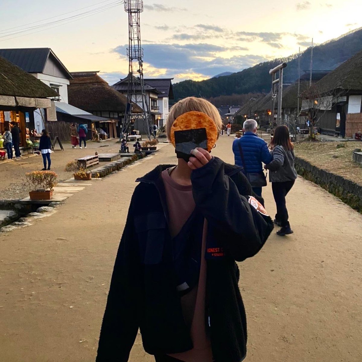 tsk_xxv28's tweet photo. 2連休どうなるかと思ったけどくそ充実だった😊
1日目福島旅 2日目白石旅
#萬蔵稲荷神社 ##会津芦ノ牧温泉 https://t.co/BuuEJJTqAw