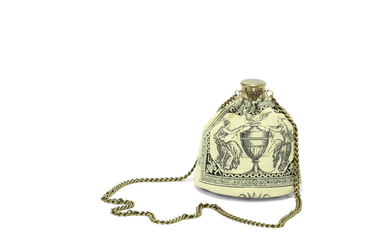 delaevalondon's tweet photo. #MakersMonday 
Timeless favourite; PURSA Bucket-Bag https://t.co/65lZ3b2c2Q