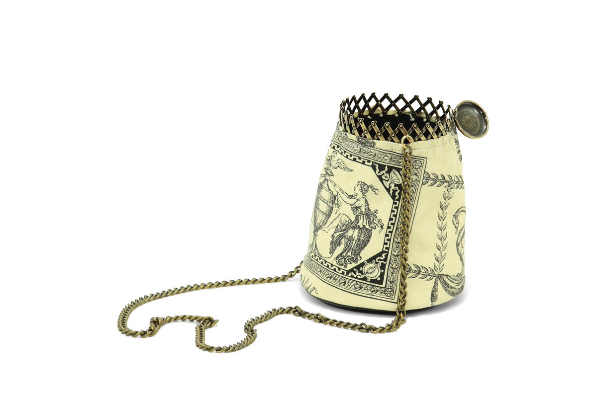delaevalondon's tweet photo. #MakersMonday 
Timeless favourite; PURSA Bucket-Bag https://t.co/65lZ3b2c2Q