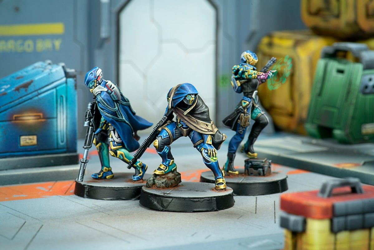 🛍 Check out these cuties!
store.corvusbelli.com/es/coming-soon