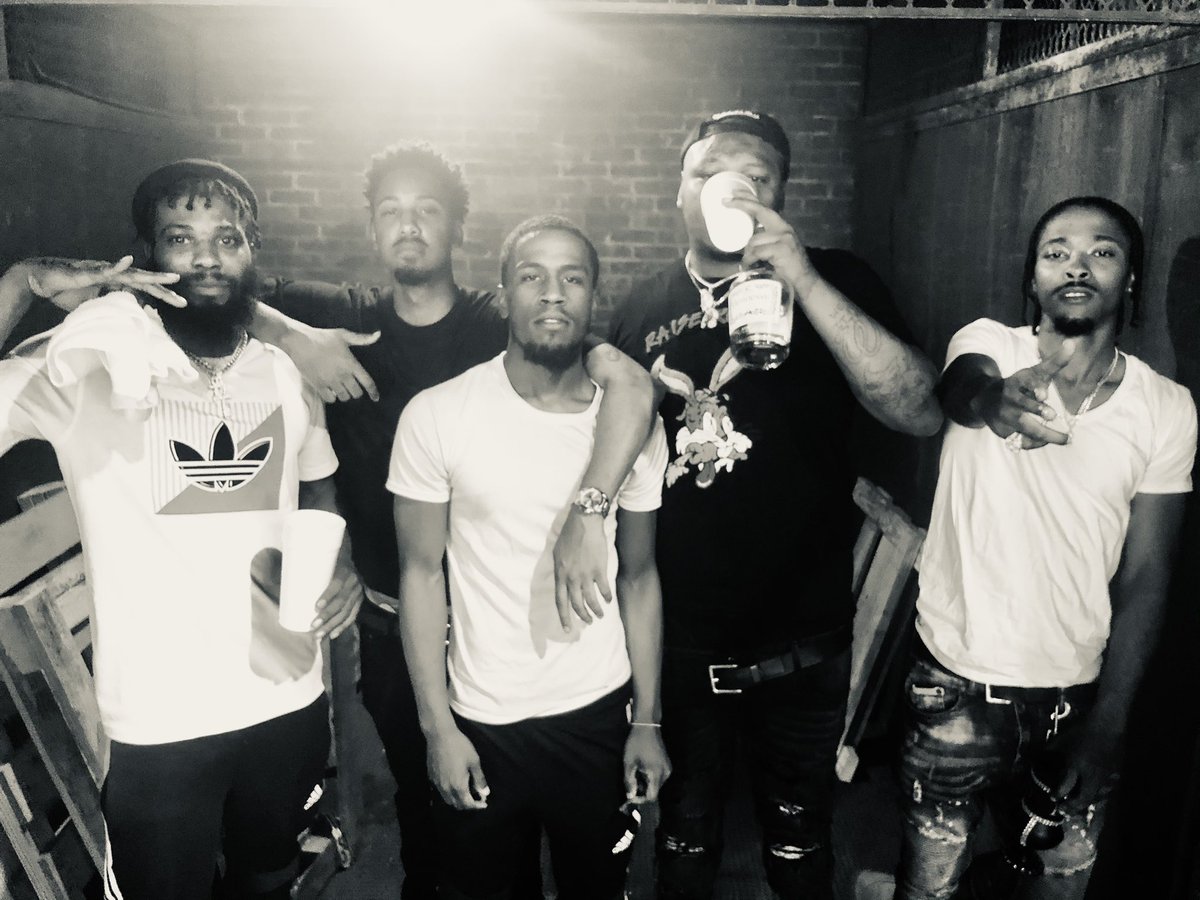MackMel_GRECM's tweet photo. Yโall thought we separated ... nah we Just evolved #GoonPlatoon #GooniesNeverSayDie #ItsReading #10Steppa๐ฃ ๐ฃITS ONE OF THOSE!!! https://t.co/wnONYkqUOx