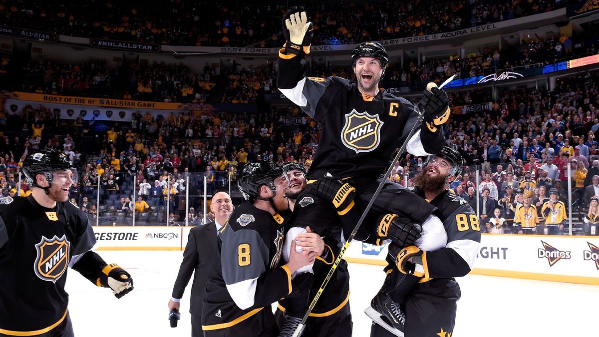 StuMunrue's tweet photo. @JeffMarek @FAN590 @JeffMarek drives a car registered in @johnscott_32 's name. #HCGamesheet https://t.co/1Kk8T9O19B
