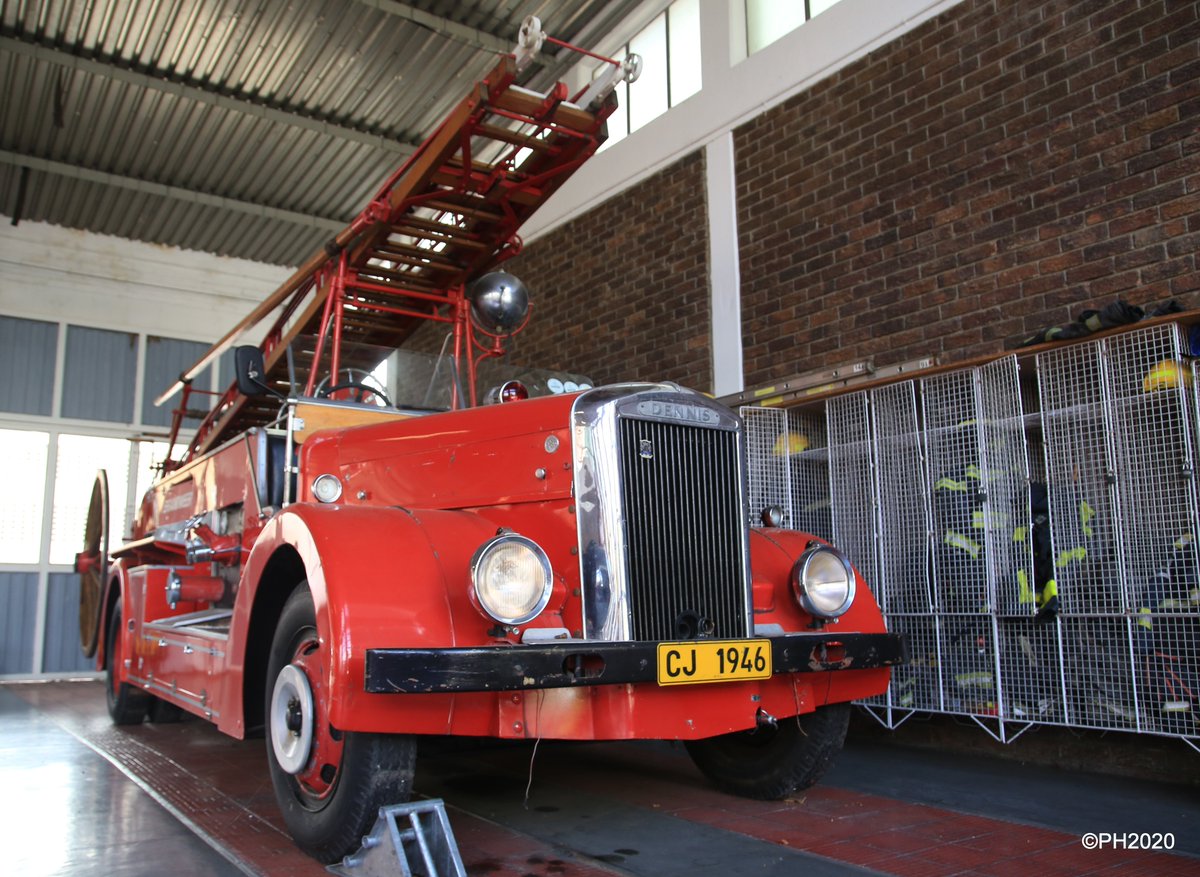 PeterHerring's tweet photo. Spent the morning at the Drakenstein Fire Station. It was an interesting morning. I could do this everyday. #photographer #Photography #DaysWorkDone. https://t.co/ShoftwNn9n