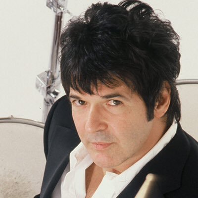 espofootball's tweet photo. #BTD Nov24,1955 #ClemBurke drummer #Blondie 5 UK #1s ie 1979 UK & US #1 "Heart Of Glass" & 1978 world-wide #1 LP "Parallel Lines" A key in keeping Blondie together, +in the #Romantics 1990-2004 & The #EmptyHearts; 2006 in @rockhall of Fame w/ @BlondieOfficial #HBday @clem_burke https://t.co/yRvxVi1MSW