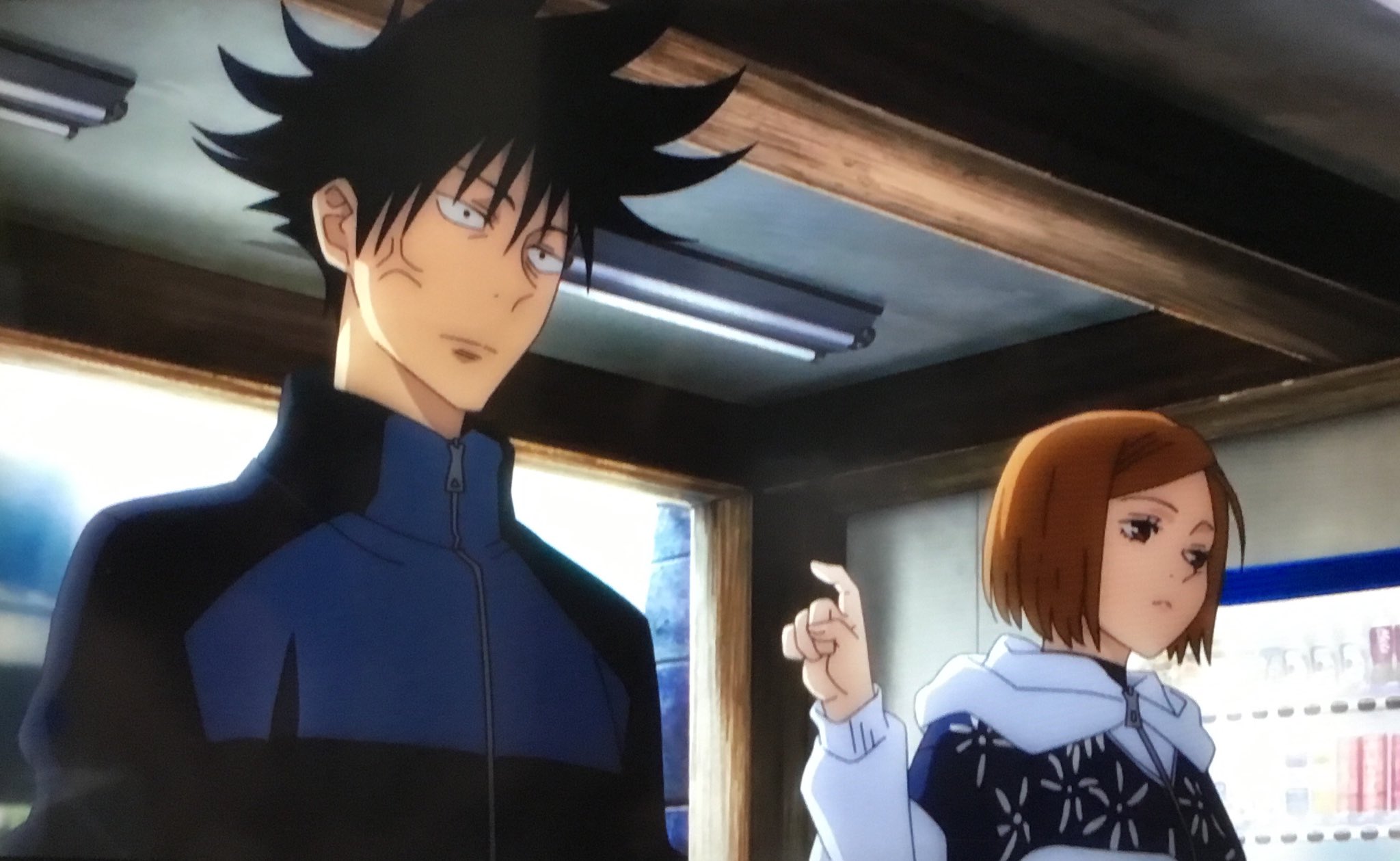 リク 呪術廻戦 アニメ 8話 退屈 釘崎野薔薇が ムッツリにはハードル高いわよ と言われて伏黒が 黙ってろ と怒るのが面白いです 伏黒恵が一方的にやられていたところ先輩が助けるところかっこいいです 動くなぁ 東堂葵が 高田ちゃんの個握が