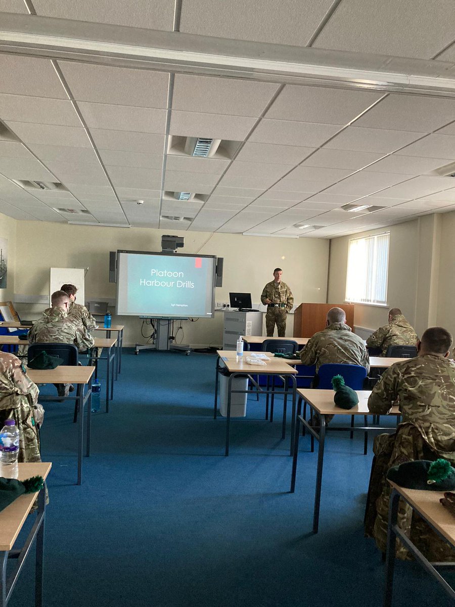RIrishRegiment's tweet photo. #LeadershipTraining &amp; #development continues across #2RIRISH. #Rangers preparing for their JNCO Cadre, a commission @RMASandhurst along with a pass &amp; commission @LMG12237. The 1st steps of the #ArmyReserve #leadershipjourney #covidsafe 
🟢☘️⚫️ #irishranger https://t.co/arKAWYpC73