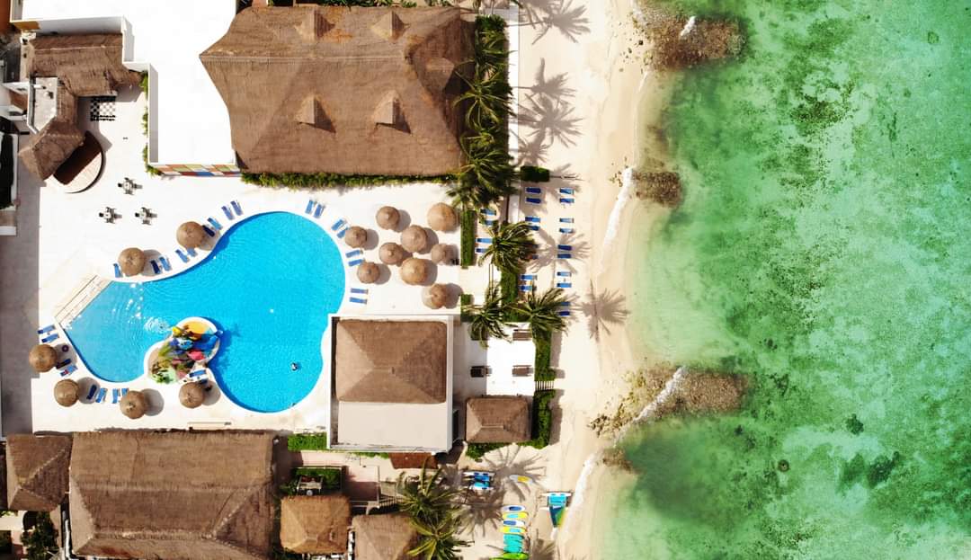 CzmHotels's tweet photo. ¿Están listos para su próximo viaje al #CaribeMexicano? 🌴
¡Isla Cozumel espera mas hermosa que nunca! 🌊

#HayUnaNuevaIslaEnElCaribe #IslaCozumel #CozumelIsland #ThereIsANewIslandInTheCaribbean #SafeTravels #CozumelMexico #Cozumel #RivieraMaya #VisitMexico #VisitCozumel #Hotels https://t.co/Of6H29OLed