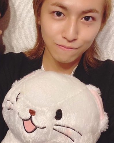 07_yaaaaaaade's tweet photo. いなかったらそっと消します🍷

〜どっちがぬいぐるみか分からないタカシくんを添えて〜

#いいねした人に名前を伏せずにどう思っている��正直に言う https://t.co/OVN4KXi8Gv