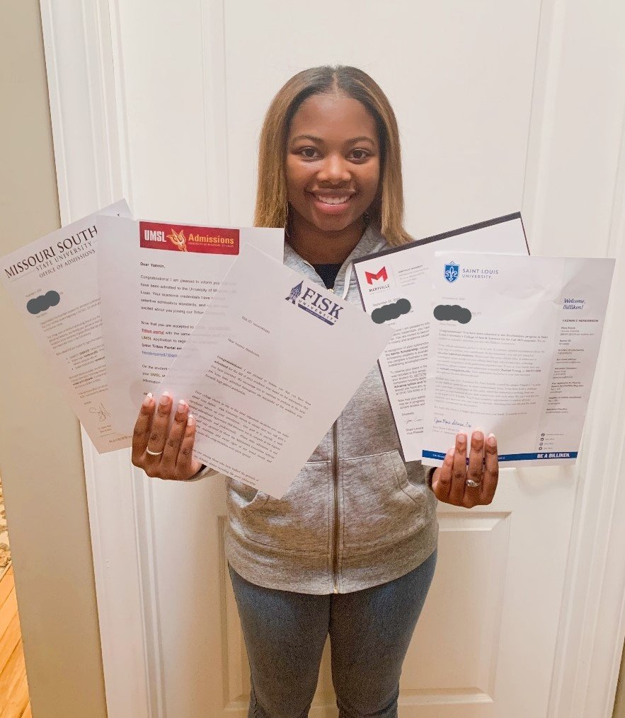 AHSCollegeCentr's tweet photo. Congrats to @AfftonHS Senior, Yazmin Henderson, on her acceptances/scholarships to her college options, @mosolions , @umsl , @Fisk1866 , @MaryvilleU  and @SLU_Official !! Yazmin will study pre-med/biochemistry to achieve her goal of Pediatrics Medicine! All are fantastic choices! https://t.co/VN3IWKuOz6