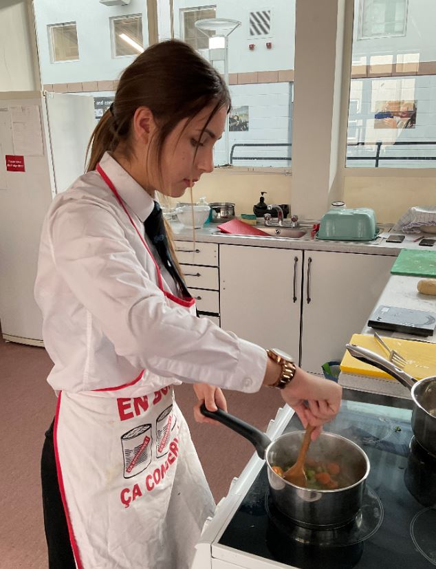 DurringtonHigh's tweet photo. More examples of our amazing year 11 students getting busy in the kitchen for their mock Food Tech GCSE today. Corridors are smelling amazing! #GCSEs #Mocks #futuremasterchefs #cookery https://t.co/SqVnGD9Dmc