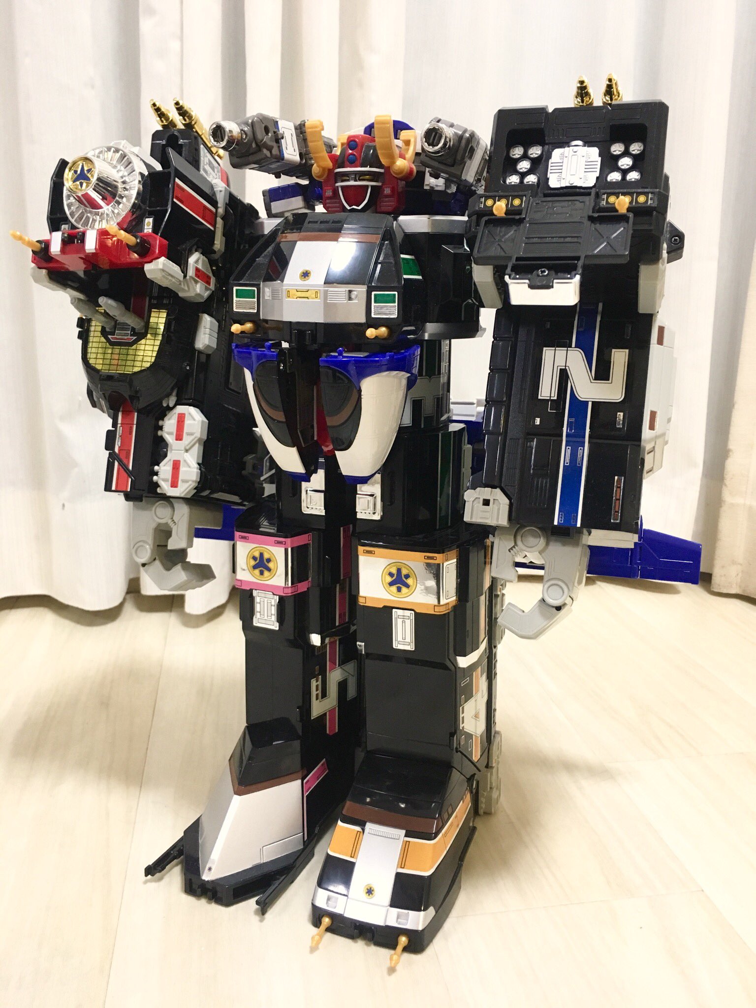 救急戦隊ゴーゴーファイブ：グランドライナーがスーパーミニプラ