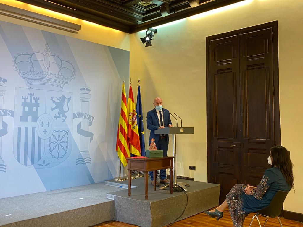 BcnGob's tweet photo. La Subdelegació del Govern a Barcelona @BcnGob distingeix al Servei d'Atenció, Recuperació i Acollida #SARA de @bcn_ajuntament amb el reconeixement Meninas 2020. Un servei ambulatori que atén persones víctimes de violència masclista https://t.co/hP755n8XXQ