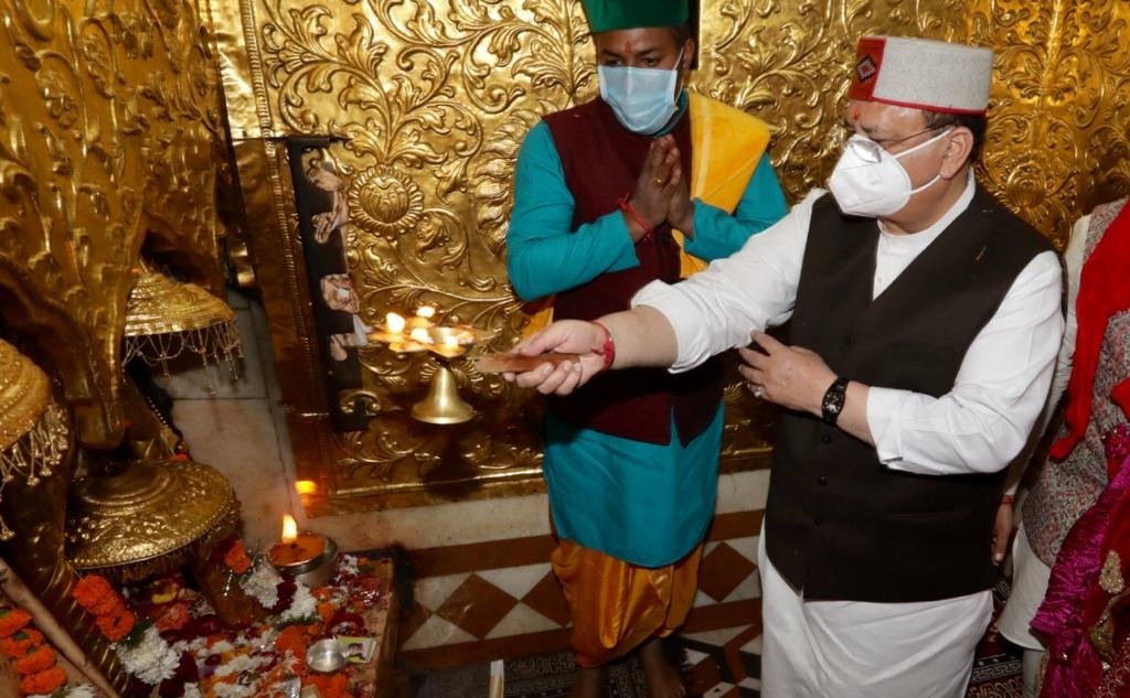 ANI's tweet photo. Himachal Pradesh: BJP National President J P Nadda today offered prayers at Naina Devi Mandir in Bilaspur. https://t.co/ShMchRoa4F