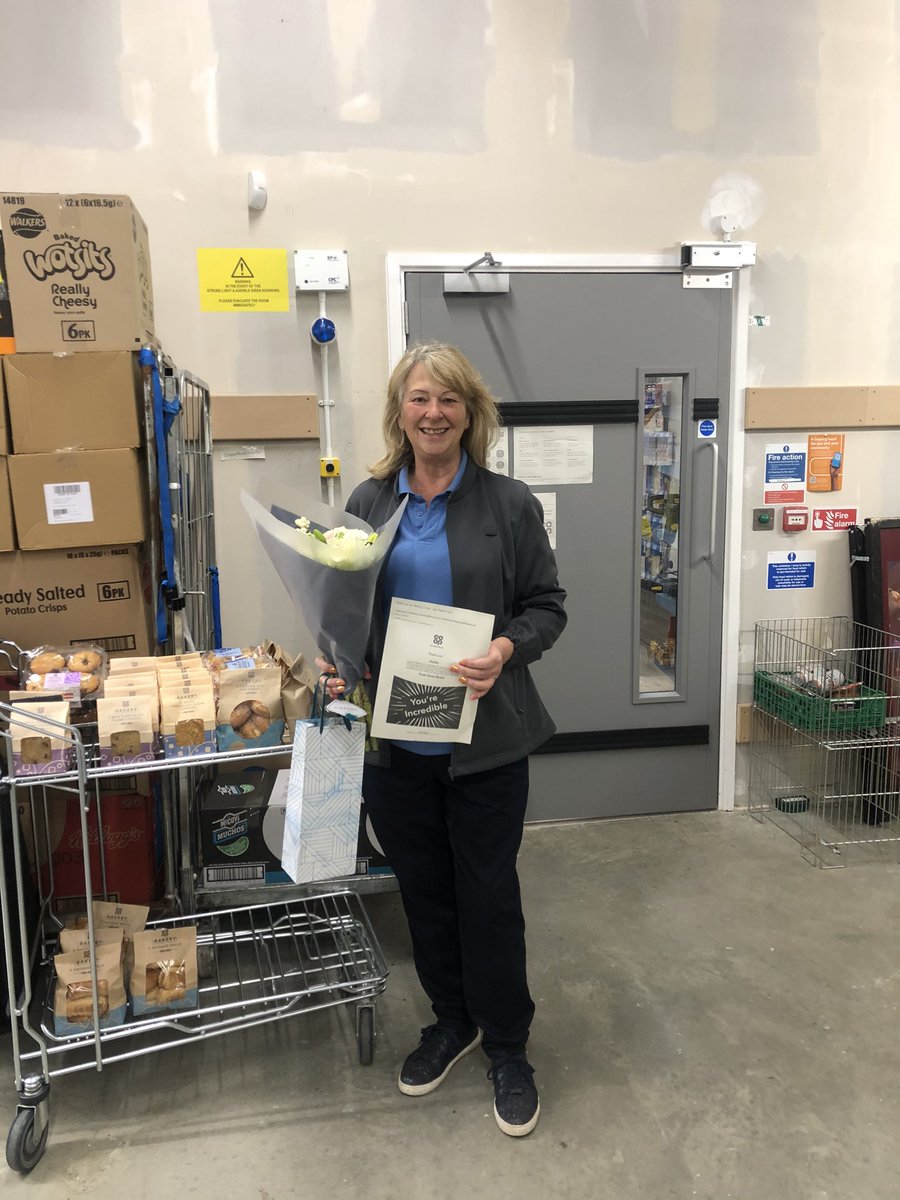 BoastScott's tweet photo. Some well deserved R and R at Castle Hill for our baker Jackie. An incredible Β£1570 last week in bakery sales and over Β£1500 for the past two weeks. Thank you for all your hard work and commitment #queenbaker @CarlyMuggivan20 @ShadwellMark @PeterBatt3 @coopukcolleague https://t.co/H40E3amU1I