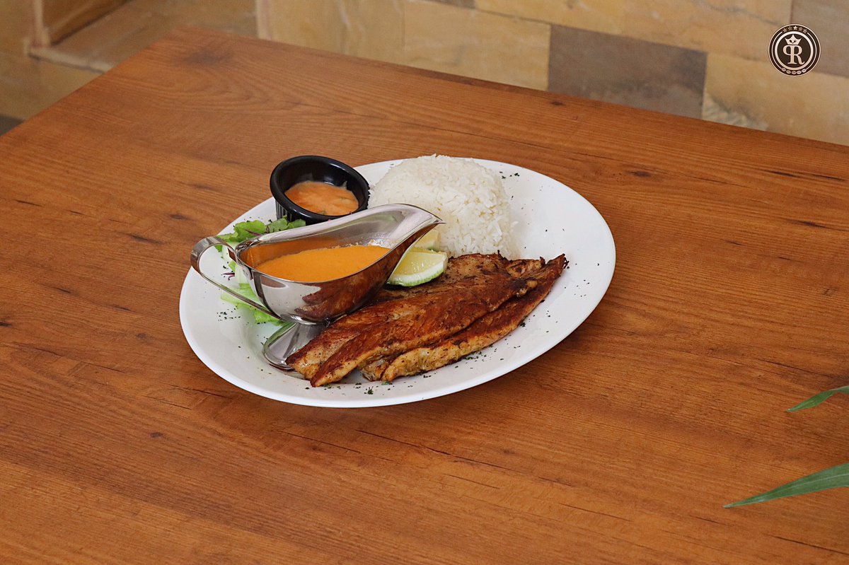 Pronto_254's tweet photo. Still thinking of a lunch plan? Try our Freshly Grilled Tilapia served with rice, garden salad and rΓΊstica sauce π€€
#prontorestaurant #lunchatpronto https://t.co/1jVO5FHoXq