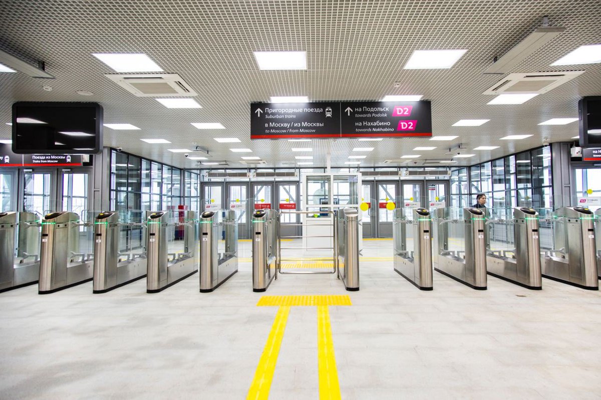 Год назад начало свою работу новое наземное метро - Московские центральные диаметры. Гигантский проект, включающий строительство и реконструкцию станций. На смену классическим платформам приходят городские вокзалы. В блоге показываю, как они выглядят: sobyanin.ru/gorodskie-vokz…