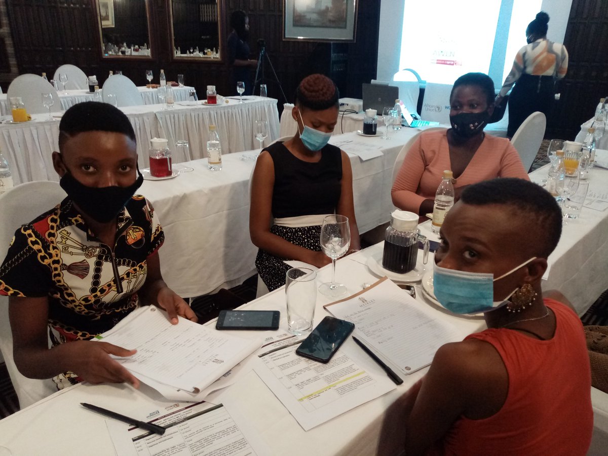 AWLN_Zimbabwe's tweet photo. Awareness and critical consciousness of key issues must be preceeded by relay of information that is factual, well-informed and packaged effectively to support Advocacy Efforts. Breakaway sessions @AWLN_Zim Media and Advocacy Training #womenleaders #Awln_Zim https://t.co/i5CSFwAh3Q