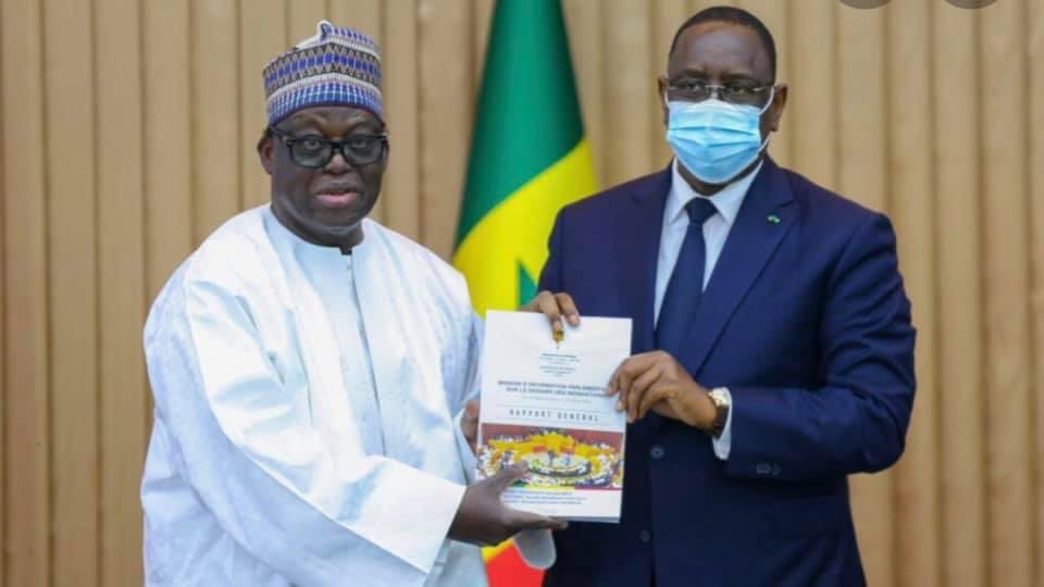 cicinouch's tweet photo. Quels enseignements du rapport des parlementaires sur le programme décennal de lutte contre les inondations 🤷🏿♂️
Quelles solutions structurelles 🤔
Ce 23 novembre après le journal de 20:00
sur la RTS avec certaines parties prenantes
#NepasRater 🙏 https://t.co/dqV61XaXSP
