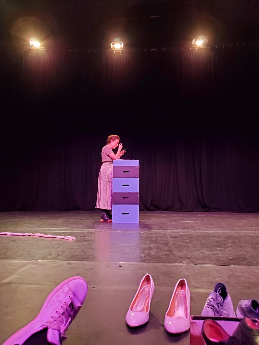 Mecanic_Instant's tweet image. Installation pour notre résidence d'Antigone
à l'Espace Jean vilar d'Arceuil

Retravail et captation vidéo du spectacle

C'est bon de retrouver une scène de théâtre... en attendant de retrouver le public ! 

#ThéâtreForum #RapportÀLaLoi #Laïcité #Citoyenneté #Tragédie