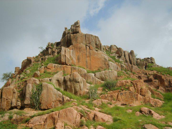 Karoonjhar Mountain Nagarparkar, Tharparkar, #Sindh #Colors #nature #beauty