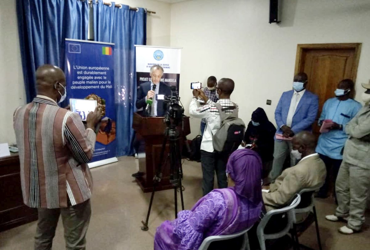 PNUDMALI's tweet photo. Conférence annuelle de la Direction nationale de l’administration pénitentiaire et de l’éducation surveillée #DNAPES sous le thème « L’administration pénitentiaire face à la pandémie du coronavirus ». Projet #GFP_PrisonsMandela, financé par le @PNUDMALI & les #PaysBas 🇳🇱@NLauMali https://t.co/bS7voyt4yw