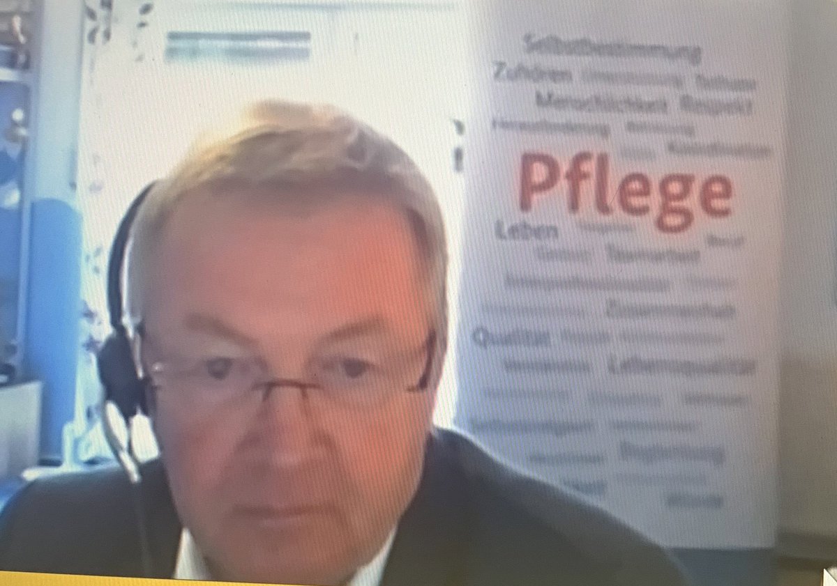 MirjamBauer's tweet photo. #DigitalHealthNOW @ztg_nrw: Podium Staatsverträge
- Dr. E. Heller @MAGS_NRW: #ePA elektronische Patientenakten sind ein schleppender Prozess.
- @westerfellhaus: Gesundheitsberufeausweis endlich voranbringen! Menschliche Bedürfnisse neben Datenschutzthemen berücksichtigen. https://t.co/ecKrxkbzq1