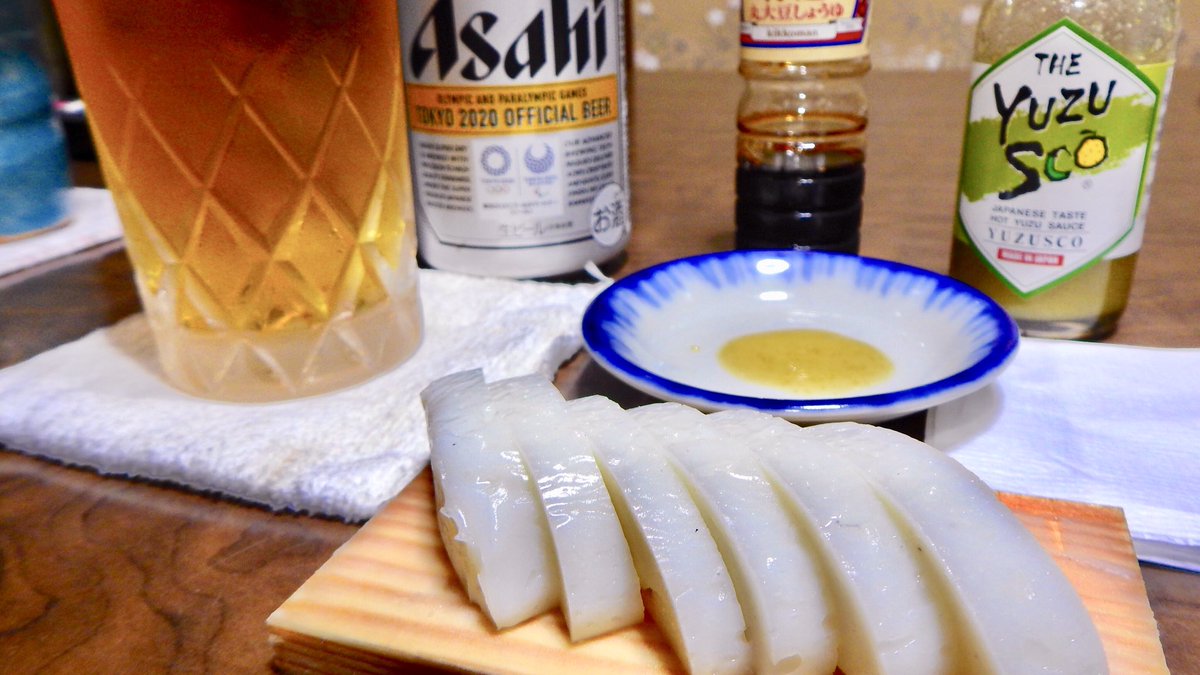 ビールマン でワ 板わさから 始めっか ﾟ ﾟ ﾉ わさびちゃうけど 笑 乾杯 板わさ ぶち呑み隊