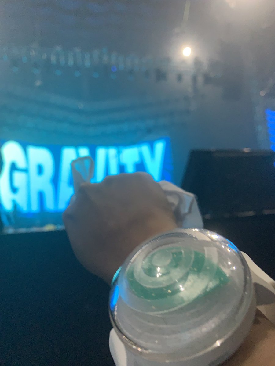ionlyknowdance6's tweet photo. Somewhere I can come back to
A place I want to come back to
I want to start my beginning here

Happy one year to the best part of my 2019✨ 
Till we meet again, healthier and happier
사랑해요, 우리 슈퍼밴드 💛

#DAY6GRAVITYinMNL https://t.co/9drQKDFsIb