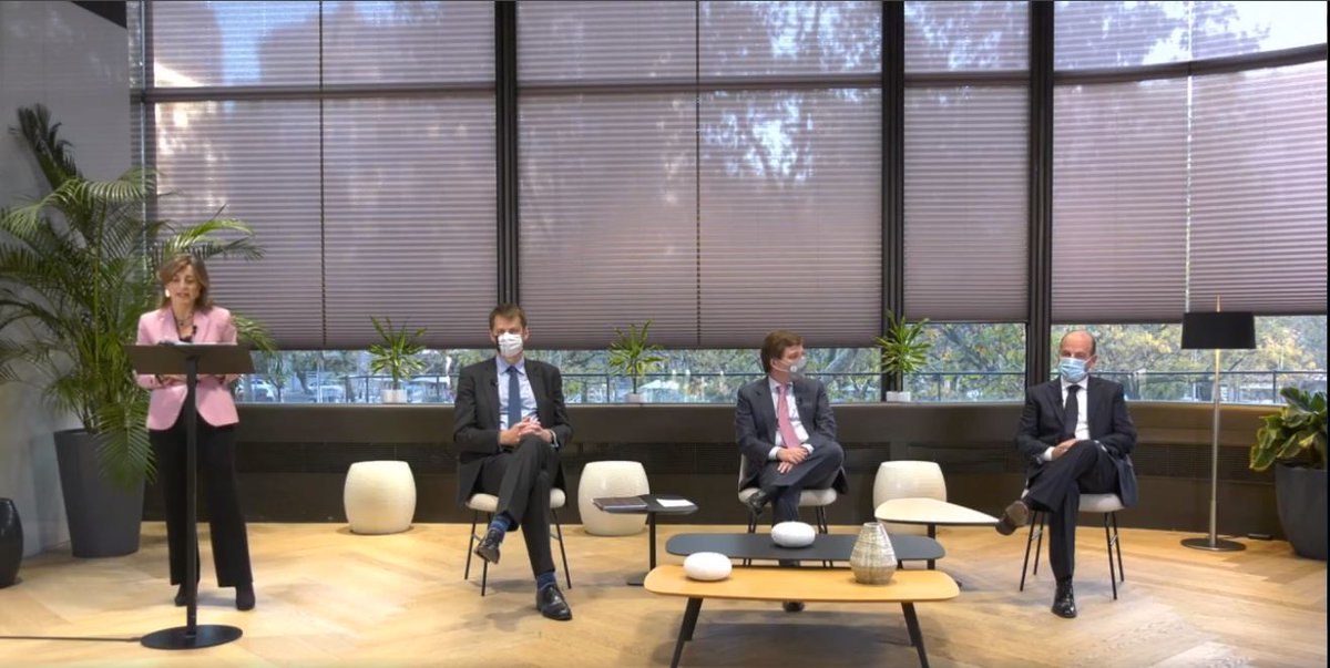 luispardo1's tweet photo. Un placer presentar el VI Barómetro de la Inversión Británica en España junto a @almeidaPP_ @Madrid y @HughElliottUK @UKinSpain. El propósito de @britchamberESP tender puentes y estrechar la relación entre Londres y Madrid, entre Reino Unido y España #InversionUKESP https://t.co/BIlWNbCAeV
