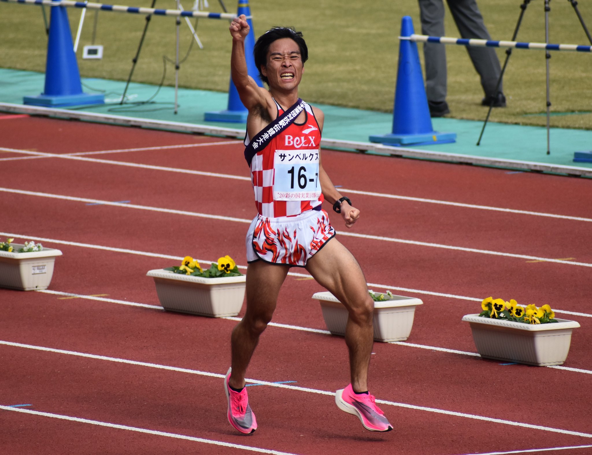 スーパーベルクス 公式 サンベルクス陸上部 東日本実業団駅伝9位 ニューイヤー駅伝出場決定 過去最高順位でニューイヤー駅伝出場権を獲得することができました 感謝の気持ちを込め 11 24より応援感謝セールを実施します スーパーベルクス 公式 サンベルクス陸上部 東日本実業団駅伝9位 ニューイヤー駅伝出場決定 過去最高順位でニューイヤー駅伝出場権を獲得することができました 感謝の気持ちを込め 11 24より応援感謝セールを実施します