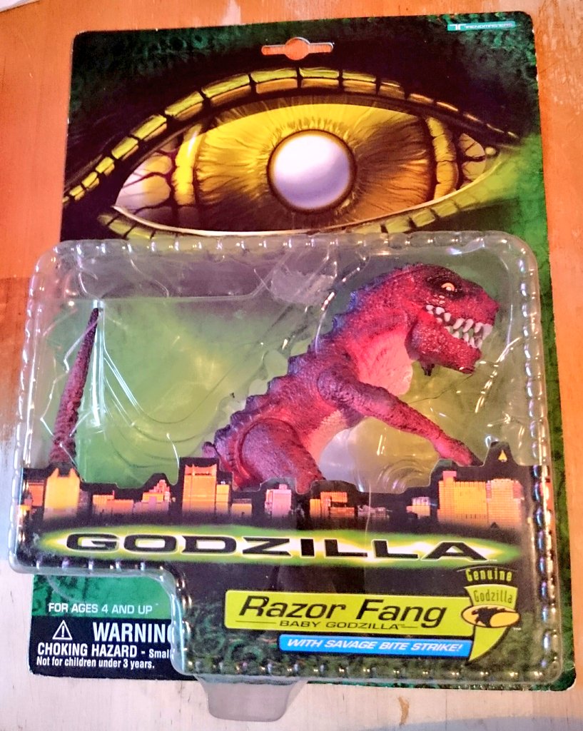 OFilmwelt's tweet image. &quot;Baby Godzilla&quot; Figur von &quot;Trendmasters&quot;!

Heute ist die Figur &quot;Baby Godzilla&quot; zu dem #Godzilla Film von Roland Emmerich aus dem Jahr 1998 bei mir eingezogen.
Die Figur ist ganz neu und Ovp.
#Trendmasters hatte zum #Film damals viel veröffentlicht. Ich freue mich über die #Figur.