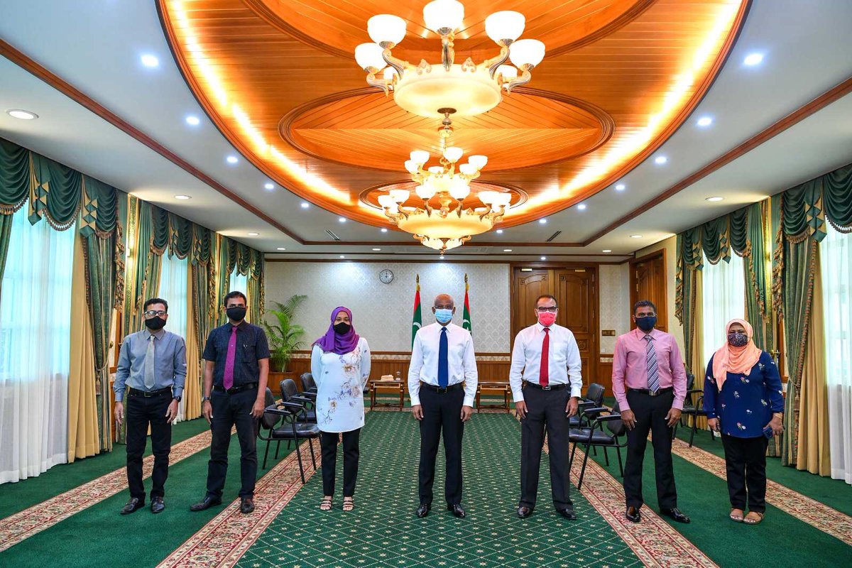 epsfoundationmv's tweet photo. EPS Foundation Presents “EPS Han’dhaan” Magazine to the President https://t.co/o4uDRpQW94