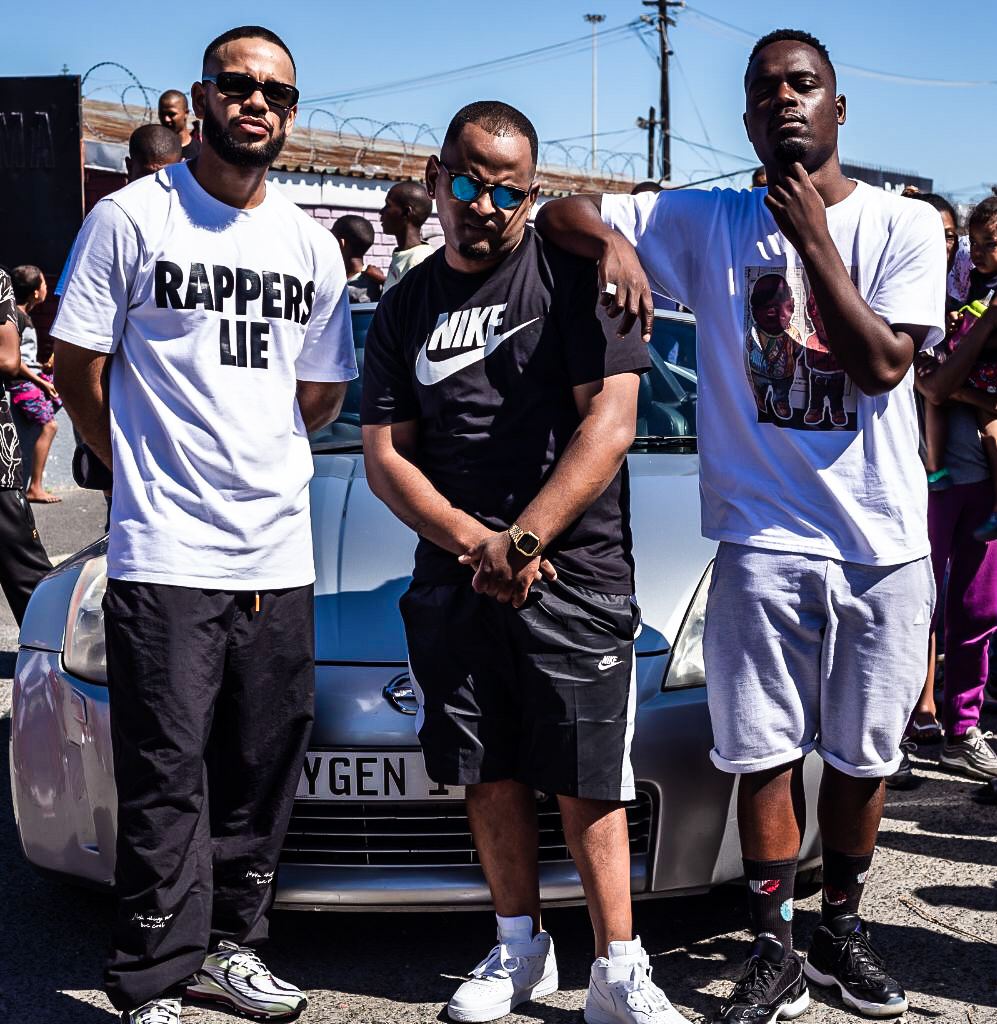 EjayCPT_'s tweet photo. "I MADE IT OUT THE TRONK WITHOUT A LAWYER" - HOY?A Official Music Video OUT NOW!! 

@MrHeinzCPT x @YoungstaCpt x PETTY? 

Prod. By @shaney_jay

https://t.co/Idjg5zKif5

🎥: @MahmoodOsman8 

#ThisIsTheComeback
#WHOISPETTY
#YGEN2020 https://t.co/nMSdIBRx6v