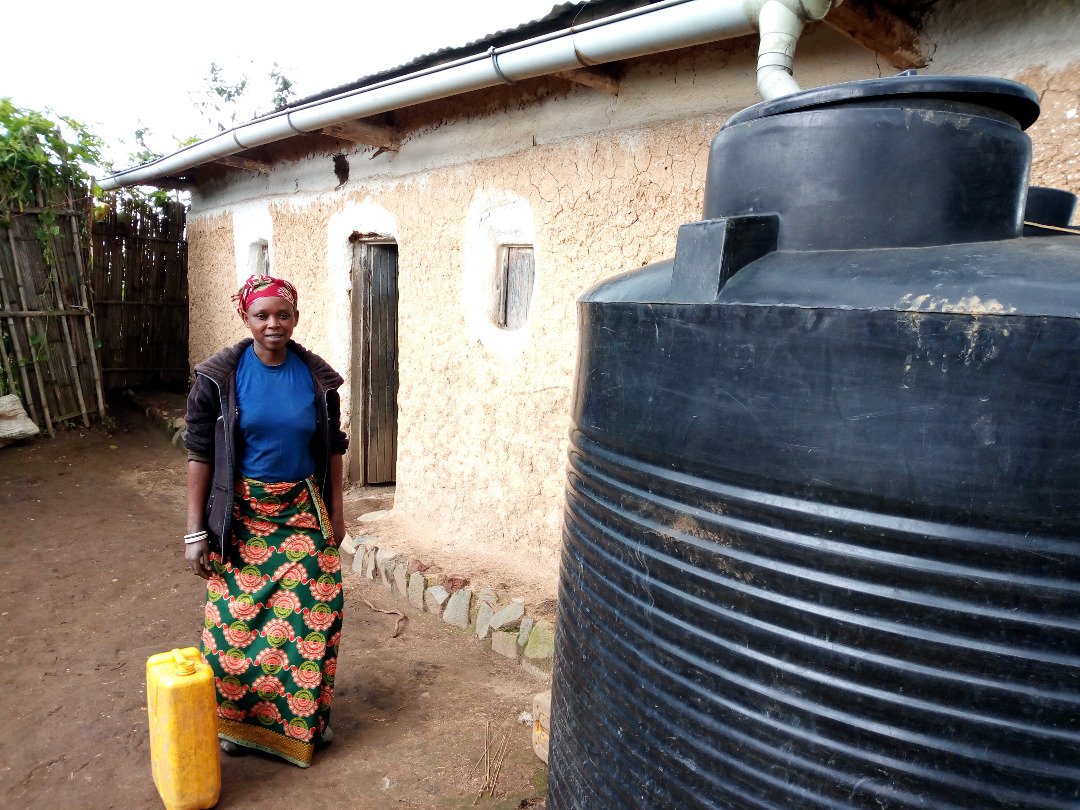 FaithVictoryRW's tweet photo. FVA in partnership with @actionaidrwanda under #POWERProject facilitated Ruheru community in @NyaruguruDistr with 4 water Kiosks in 45 households with water taps&17 rain water harvesting tanks https://t.co/Akbf0PaXft
