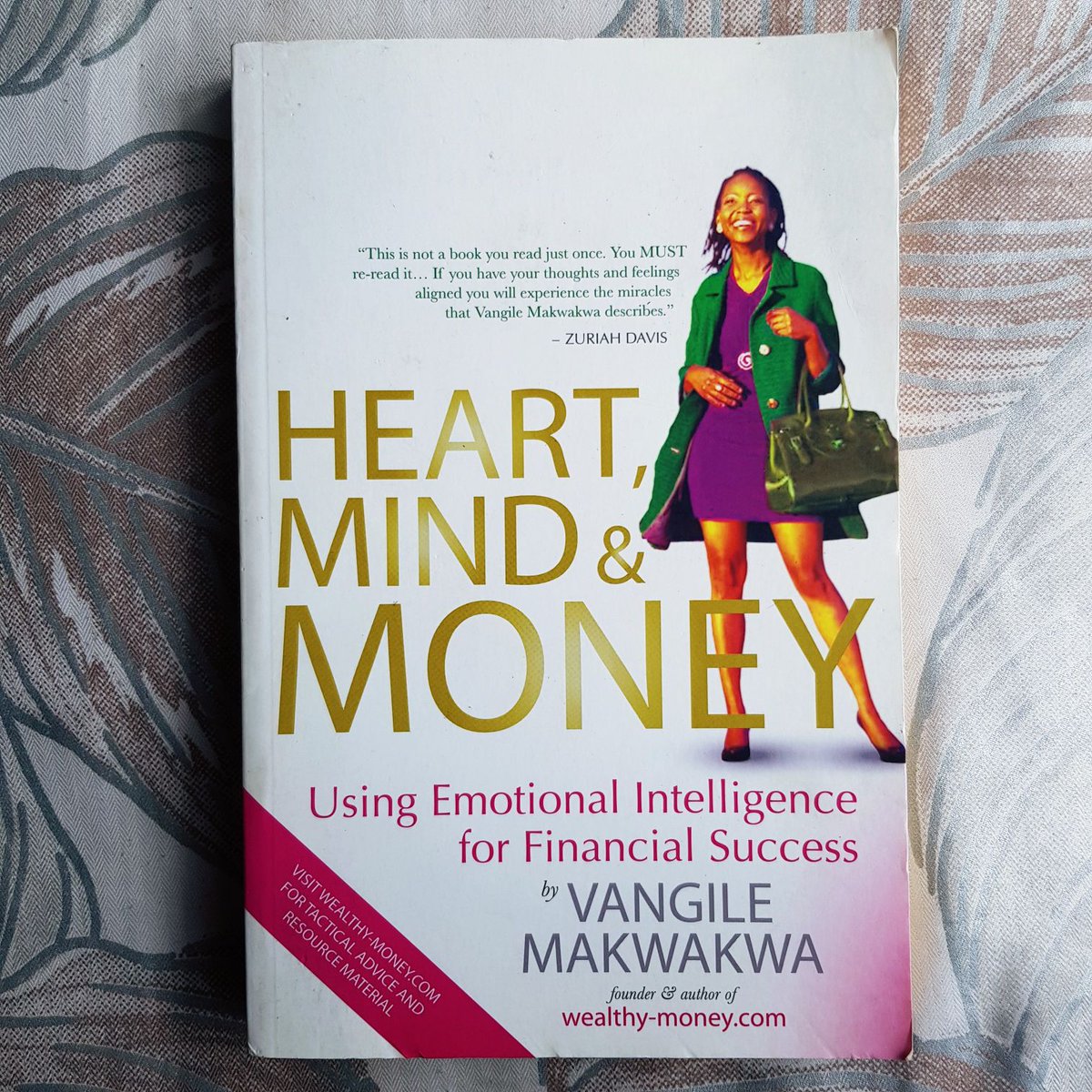 Shop2ndhandbook's tweet photo. R130 - "Heart, Mind & Money" by Vangile Makwakwa (Paperback)
#bookstore #BookTwitter #booklover #bookclubsofsa #booksale #onlineshop #secondhandbooks #books https://t.co/uTe3a4fBEt