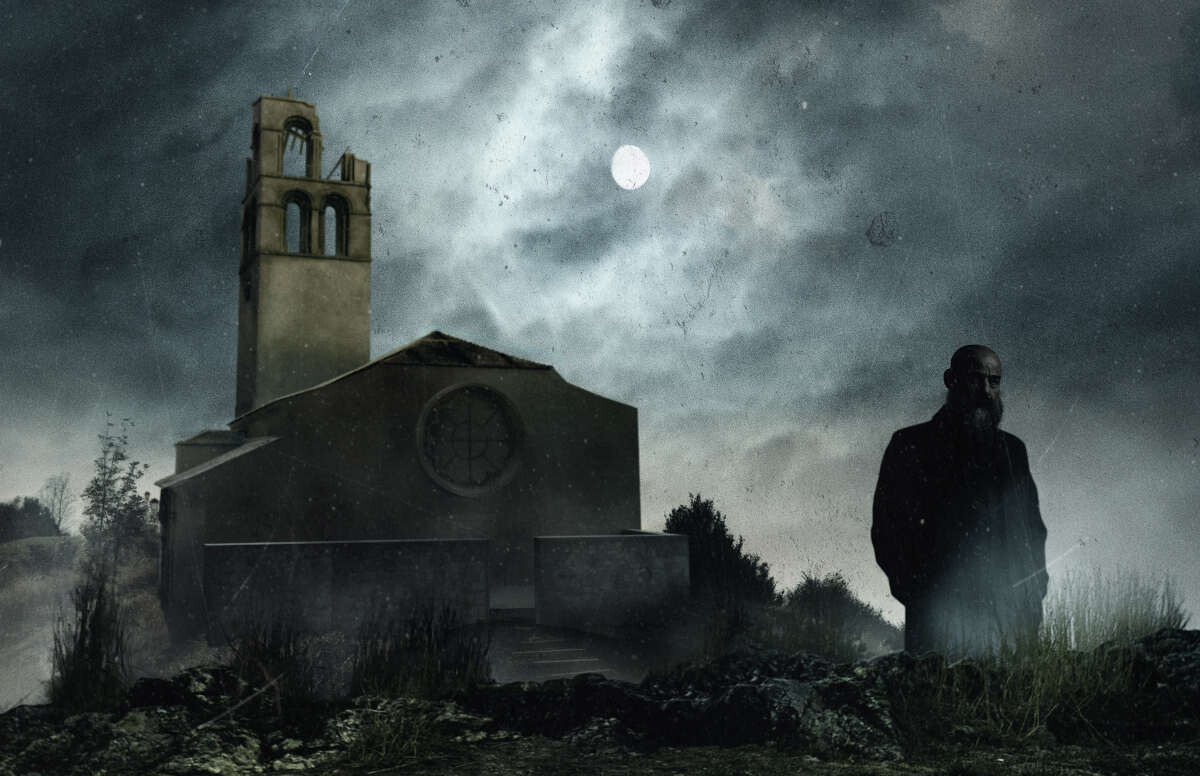 30 MONEDAS (2020)½ Una abrumadora aventura satánica de gótico rural épico y horror cósmico, con De la Iglesia invocando a Fernando Fernán Gómez y John Carpenter para ofrecer la mejor serie de terror española desde HISTORIAS PARA NO DORMIR. Review:  http://bit.ly/3l0Ji0N 