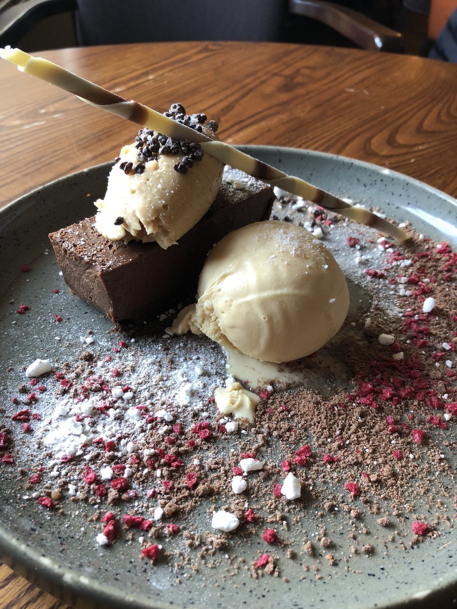 kerryleeanne's tweet photo. Lobster @rockybottoms1 dessert @RecruitingSerg chocolate cake @UrbanJungleNS and a freak shake @bellyboos_  all lovely local food and drink ❤️ #photoaday12 #Norfolk https://t.co/VVxfijEAK1